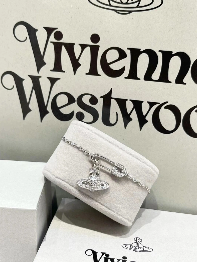 GoAnywhere VIVENNE WESTWOOD 313009