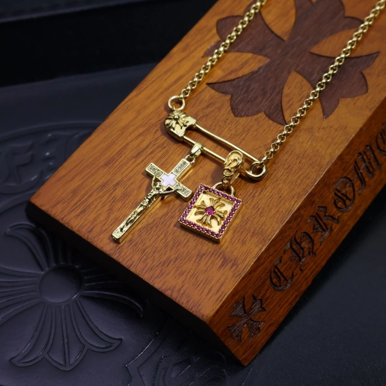 Bright Chrxmx Hxxrts Necklaces 296821