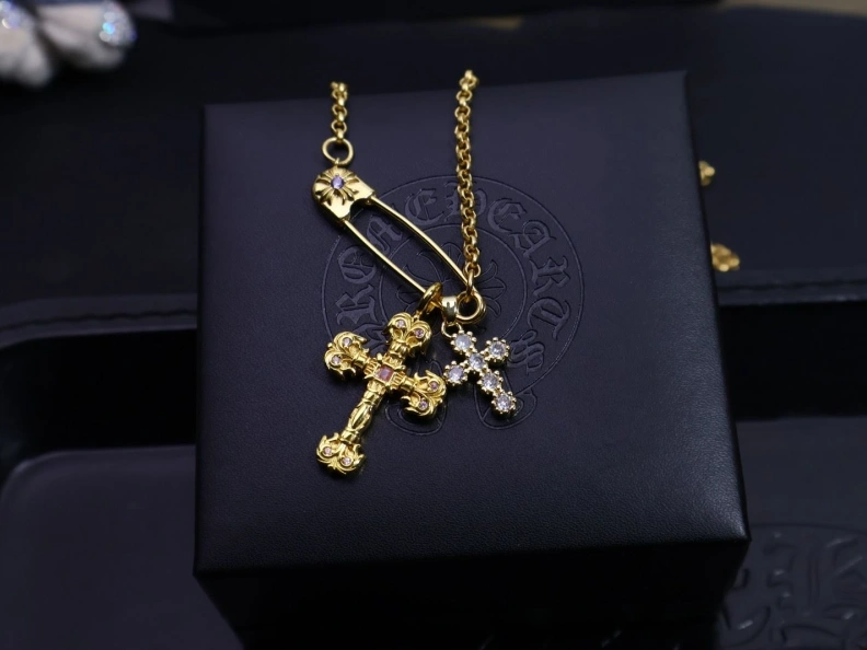 Sleek Chrxmx Hxxrts Necklaces 296825