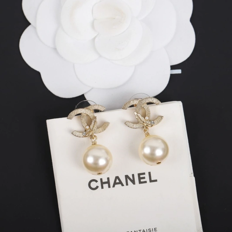 Versatile Chxnxl Earrings 285780