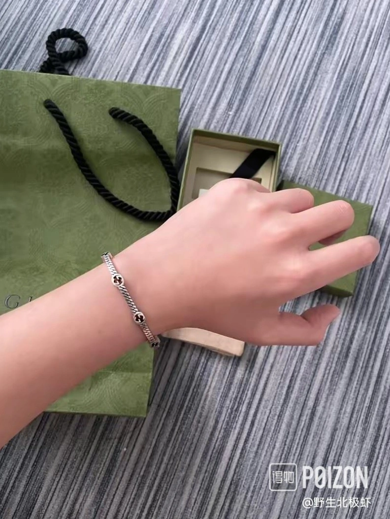 Modern Gxccx Bracelets 302850