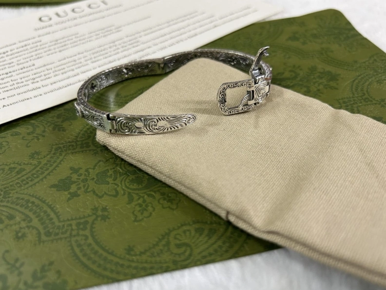 Refined Gxccx Bracelets 302844