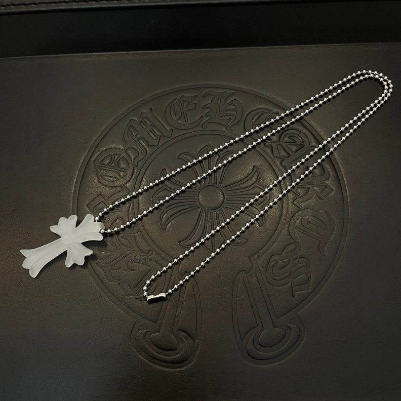 Trendy Chrxmx Hxxrts Necklaces 296813