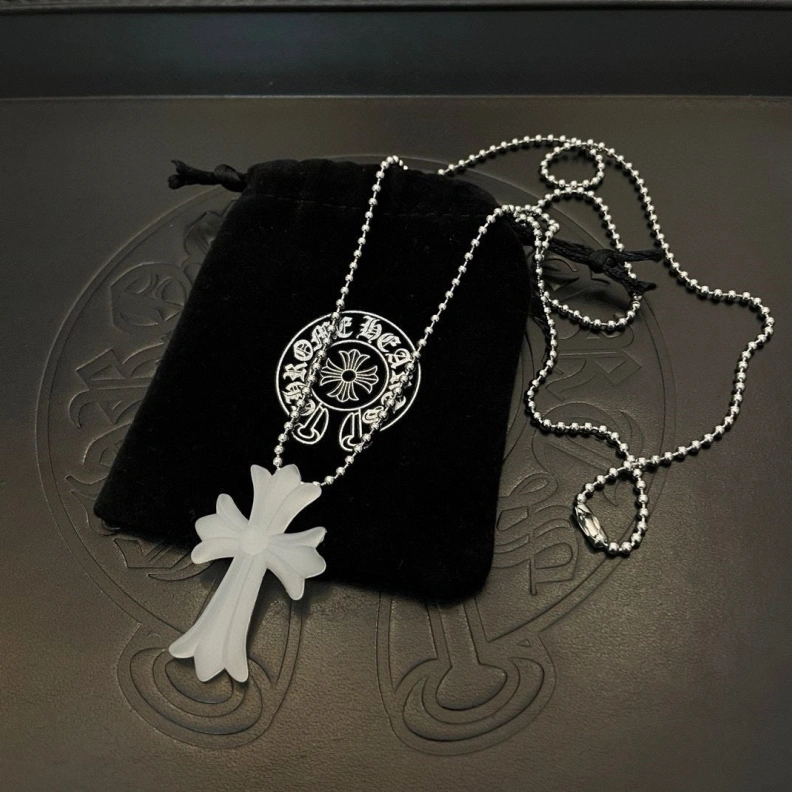 Trendy Chrxmx Hxxrts Necklaces 296813
