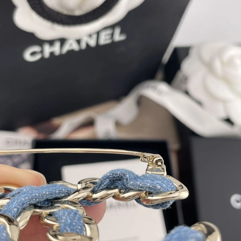 Chxnxl Brooches Cozy 286360