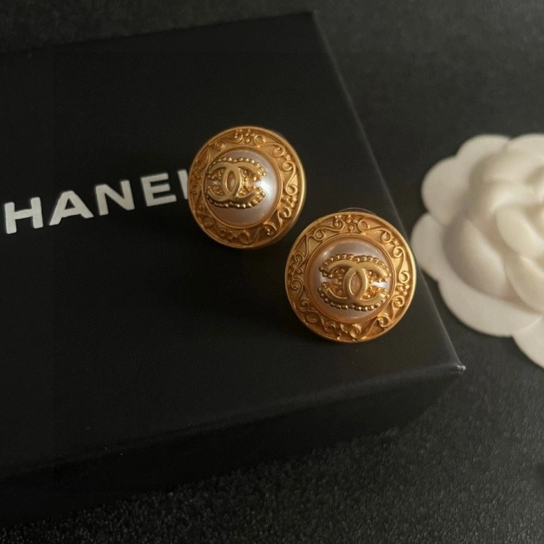 Versatile Chxnxl Earrings 285802
