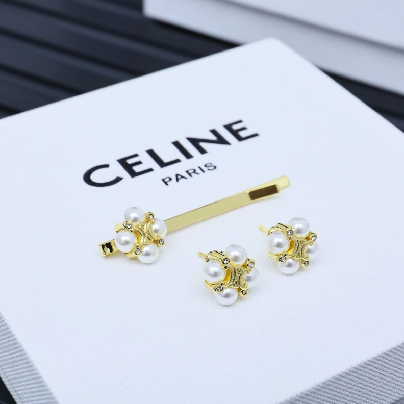 Classic Cxlxne Earrings 283419