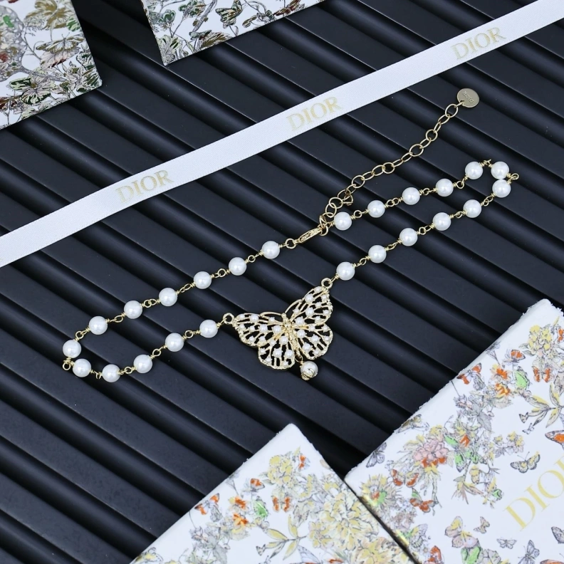 Christian Dxxr Necklaces Practical 294080
