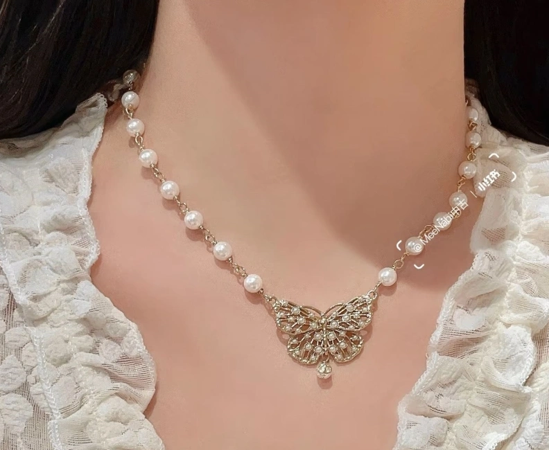 Christian Dxxr Necklaces Practical 294080