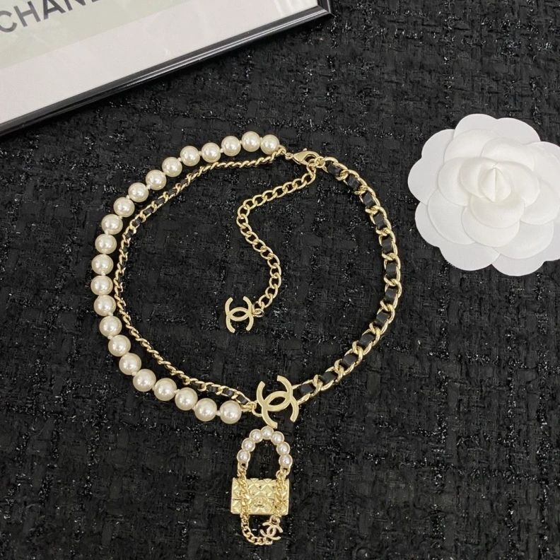 Flexible Chxnxl Necklaces 285349