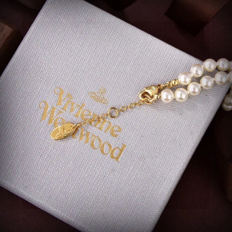 Sleek VIVENNE WESTWOOD 313011