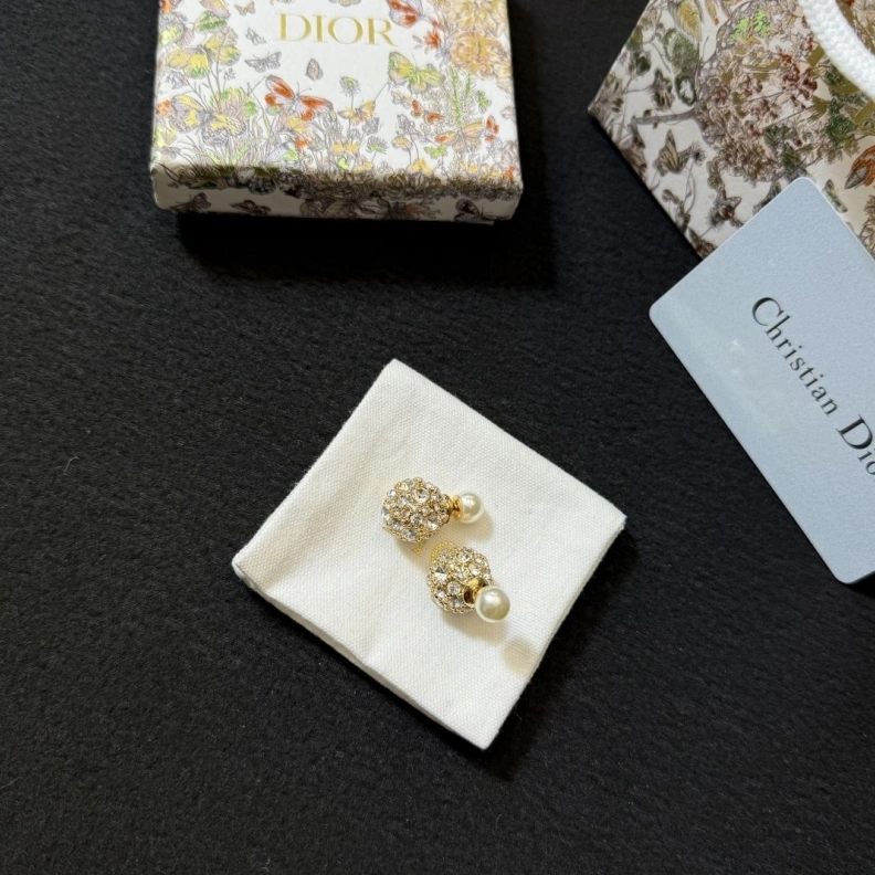 Cozy Christian Dxxr Earrings 294169