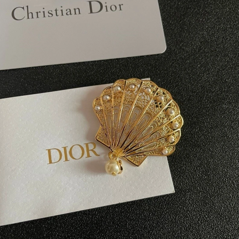Christian Dxxr Brooches HighQuality 294263