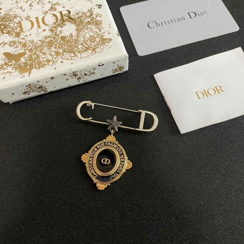 Bright Christian Dxxr Brooches 294262