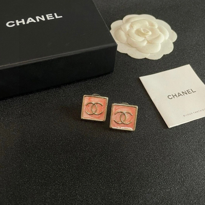 HighQuality Chxnxl Earrings 285799