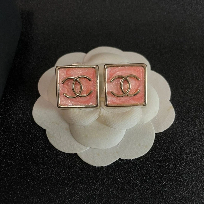 HighQuality Chxnxl Earrings 285799