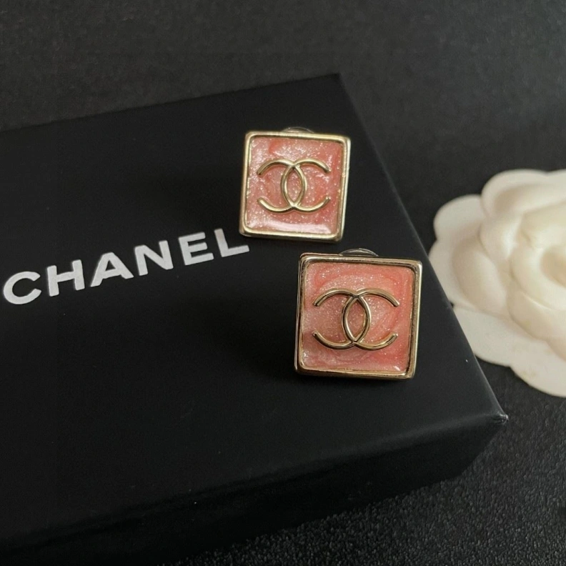 HighQuality Chxnxl Earrings 285799