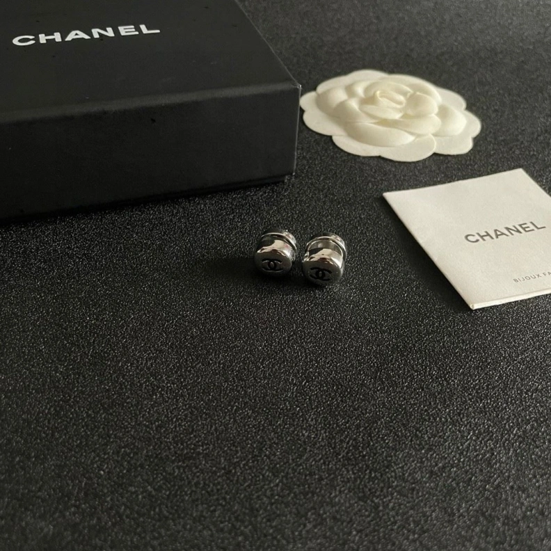 Classic Chxnxl Earrings 285797
