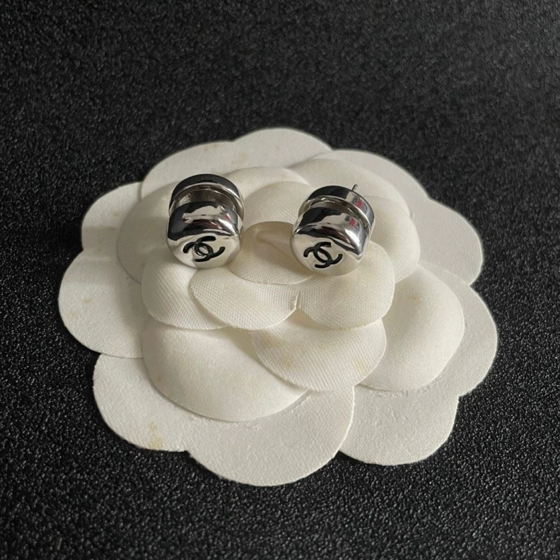 Classic Chxnxl Earrings 285797