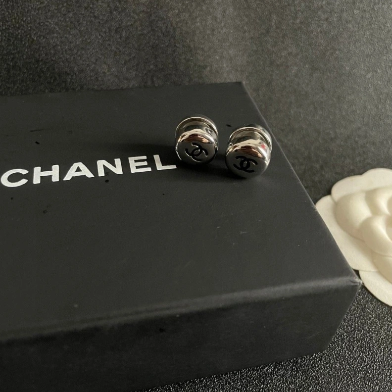 Classic Chxnxl Earrings 285797