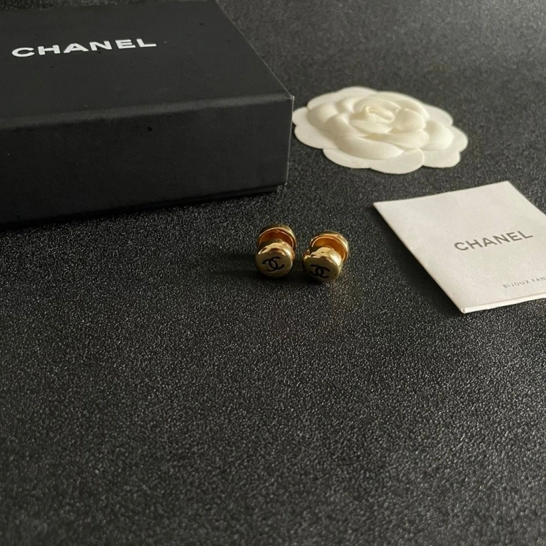 Minimalist Chxnxl Earrings 285781