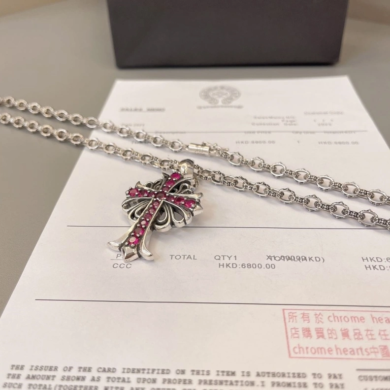 Vibrant Chrxmx Hxxrts Necklaces 296806
