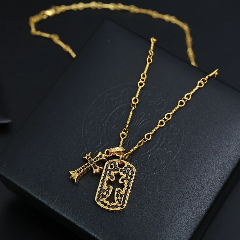 Resilient Chrxmx Hxxrts Necklaces 296799