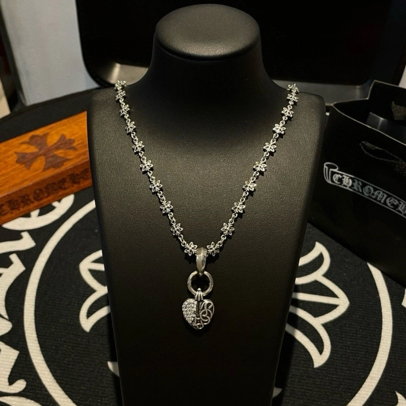 Chrxmx Hxxrts Necklaces Comfortable 296807