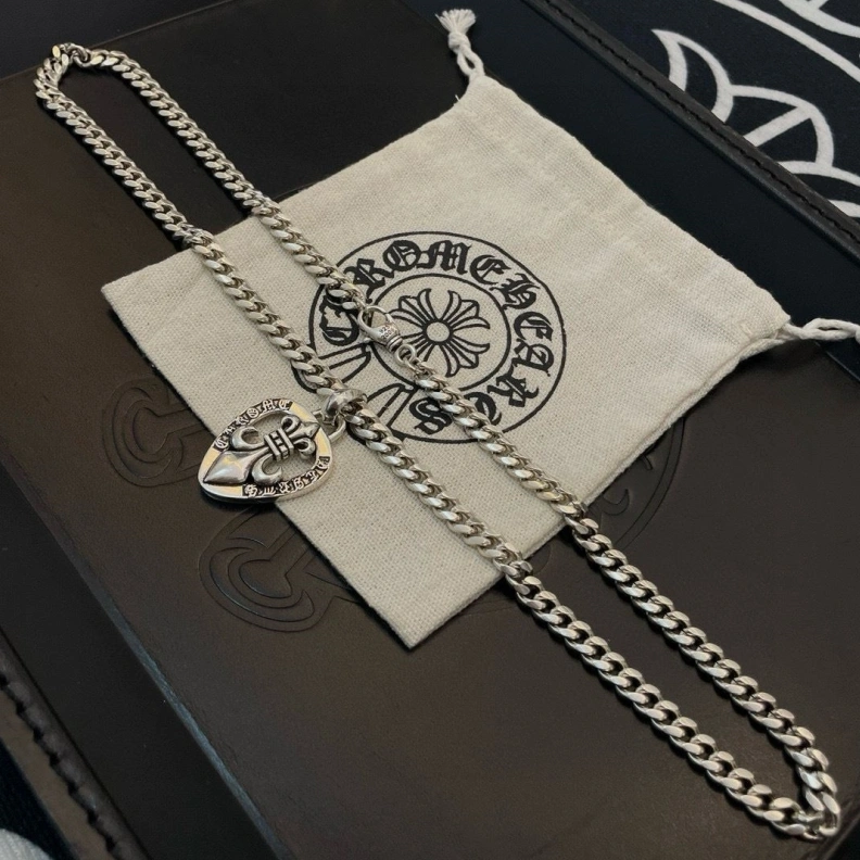 Chrxmx Hxxrts Necklaces Cozy 296792