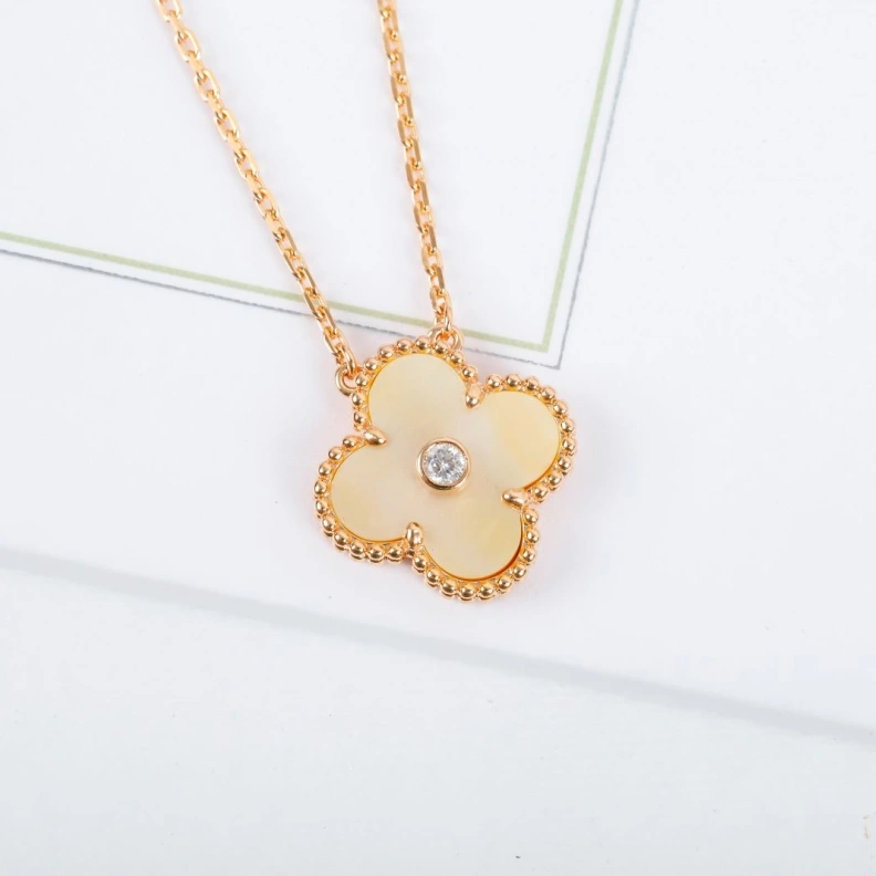 UrbanStyle Chxnxl Necklaces 285328
