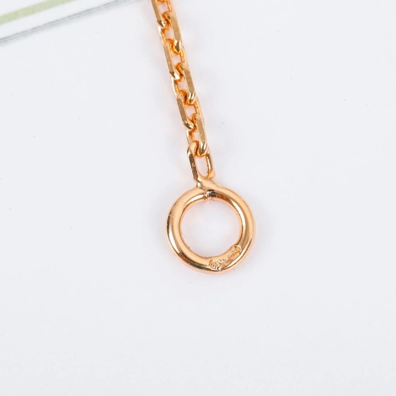 Lightweight Chxnxl Necklaces 285325