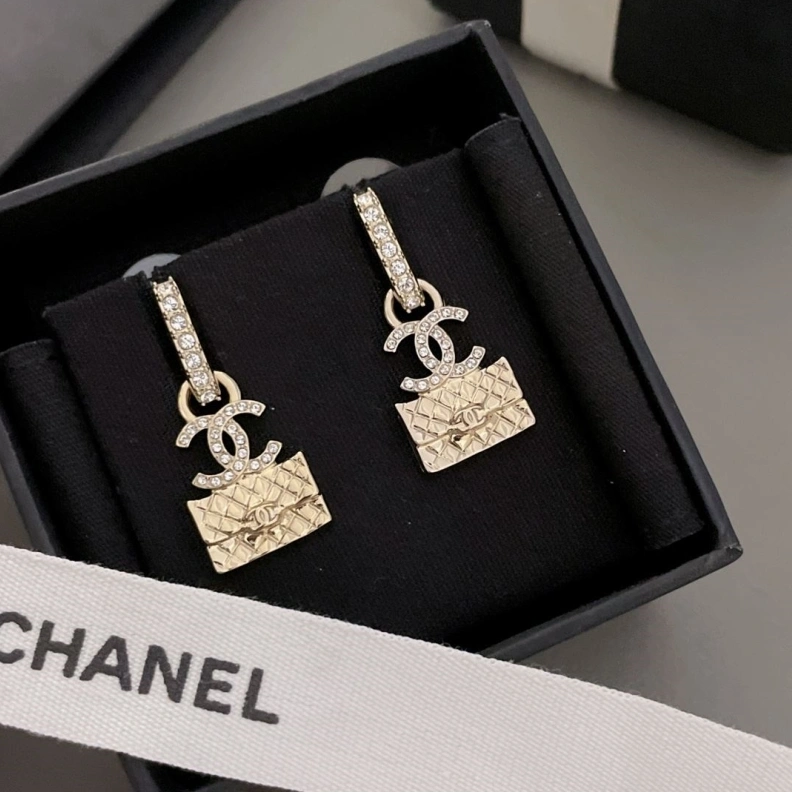 Practical Chxnxl Earrings 285756