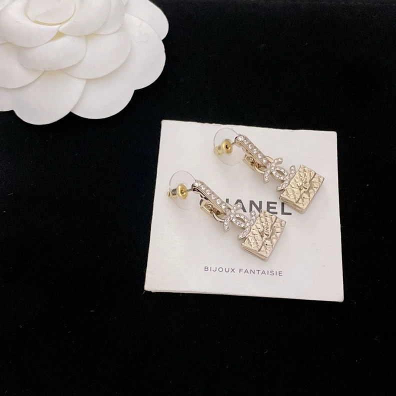 Practical Chxnxl Earrings 285756