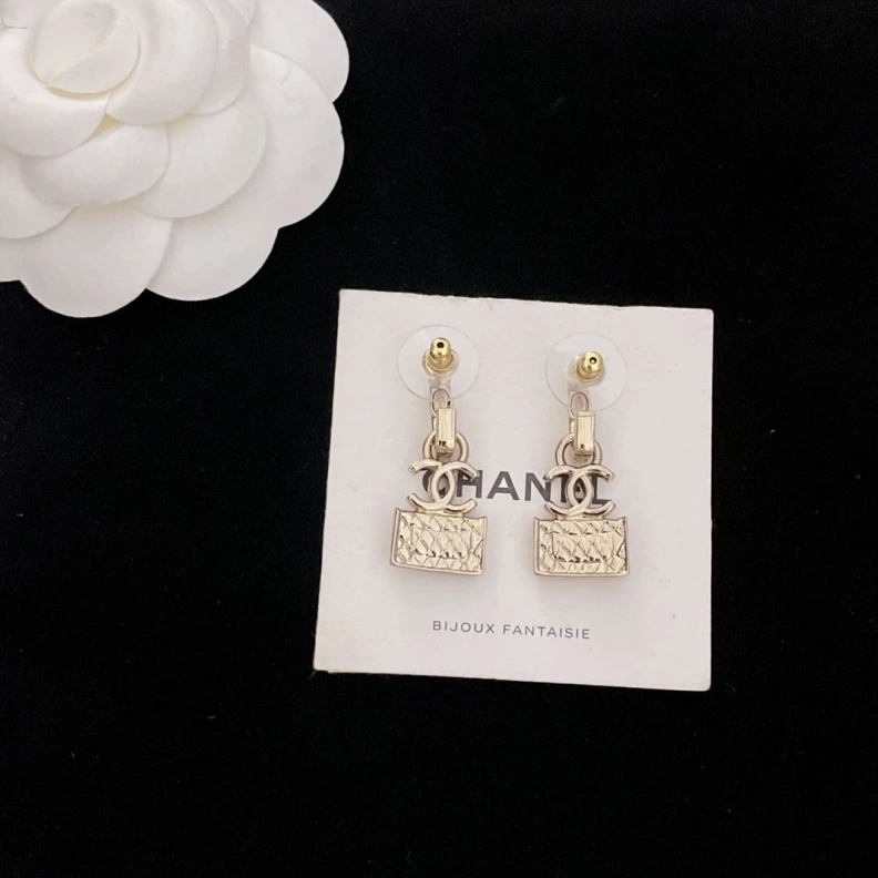Practical Chxnxl Earrings 285756