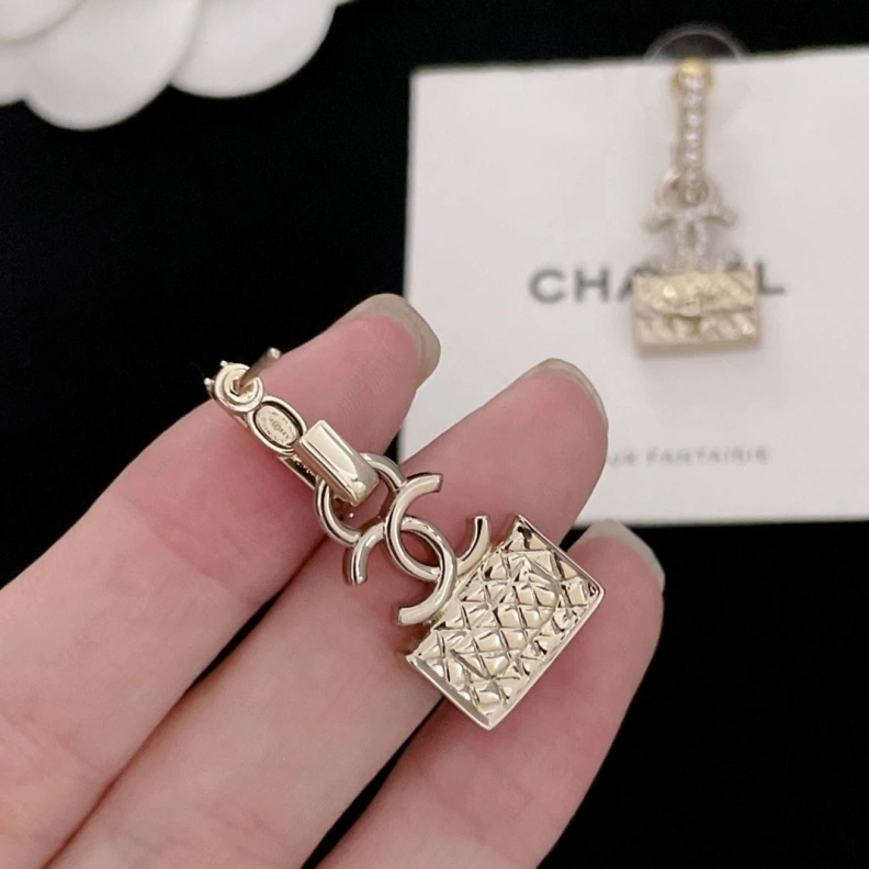 Practical Chxnxl Earrings 285756