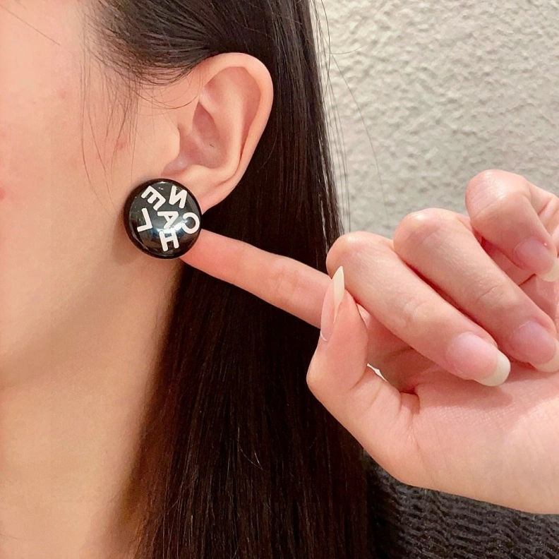 Soft Chxnxl Earrings 285758