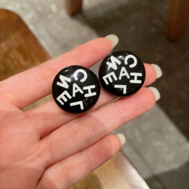 Soft Chxnxl Earrings 285758