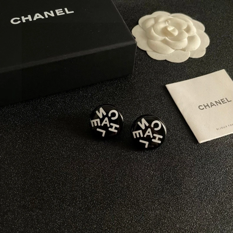 Soft Chxnxl Earrings 285758
