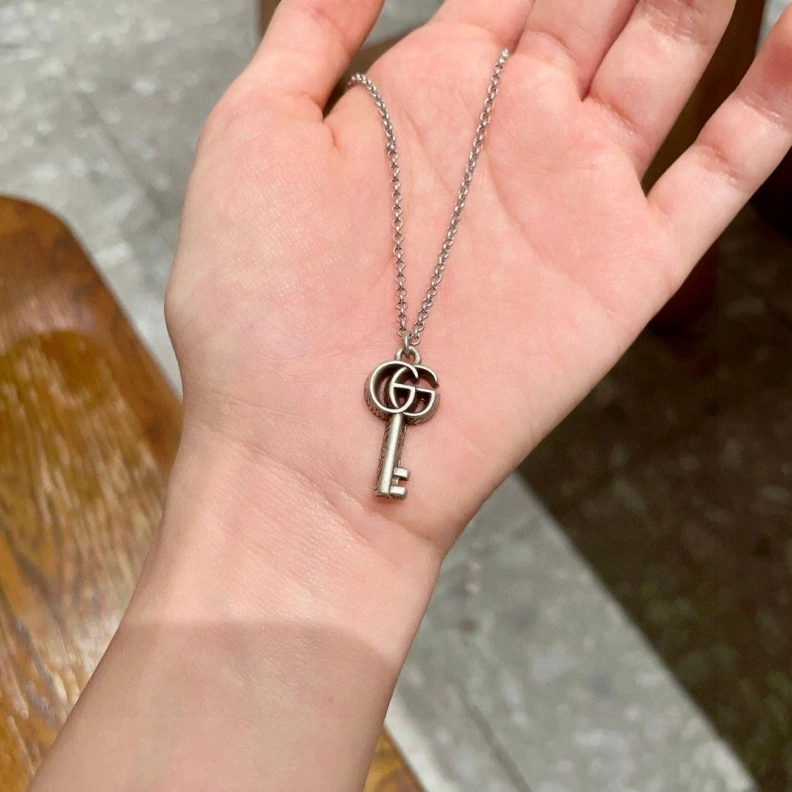 Lightweight Gxccx Necklaces 302540
