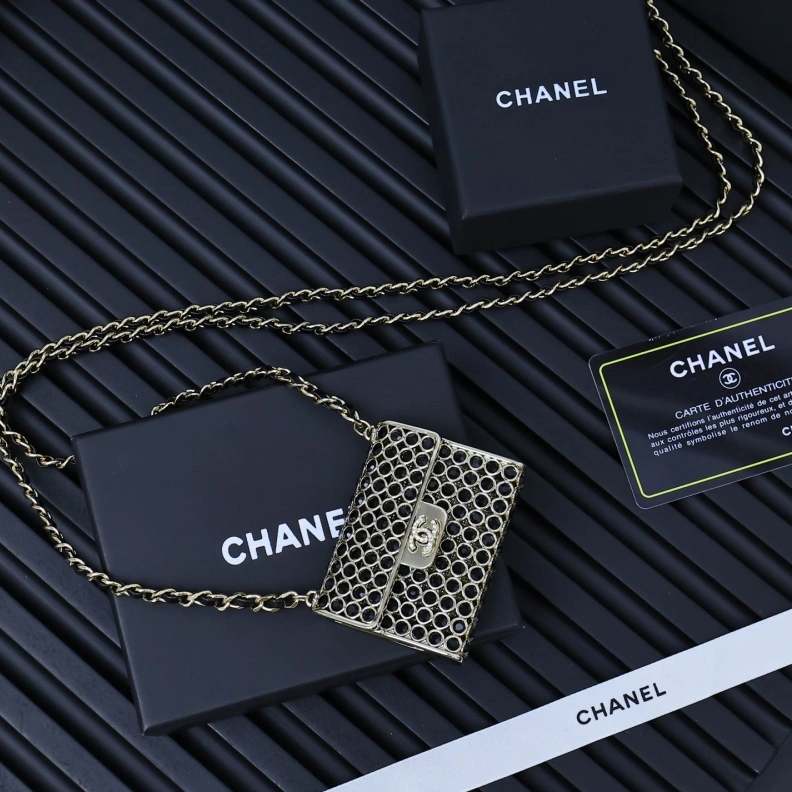 Timeless Chxnxl Necklaces 285317