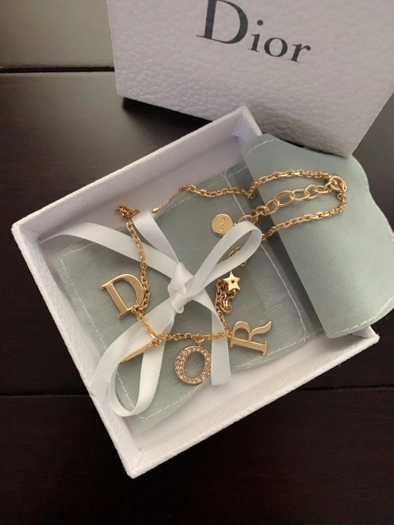 Flexible Christian Dxxr Necklaces 294074