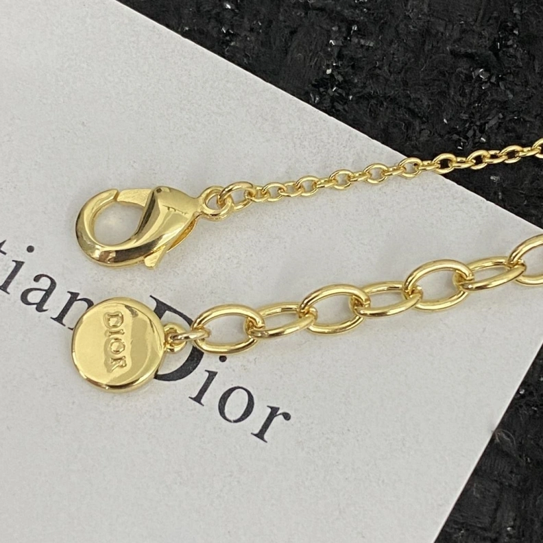 EyeCatching Christian Dxxr Necklaces 294071