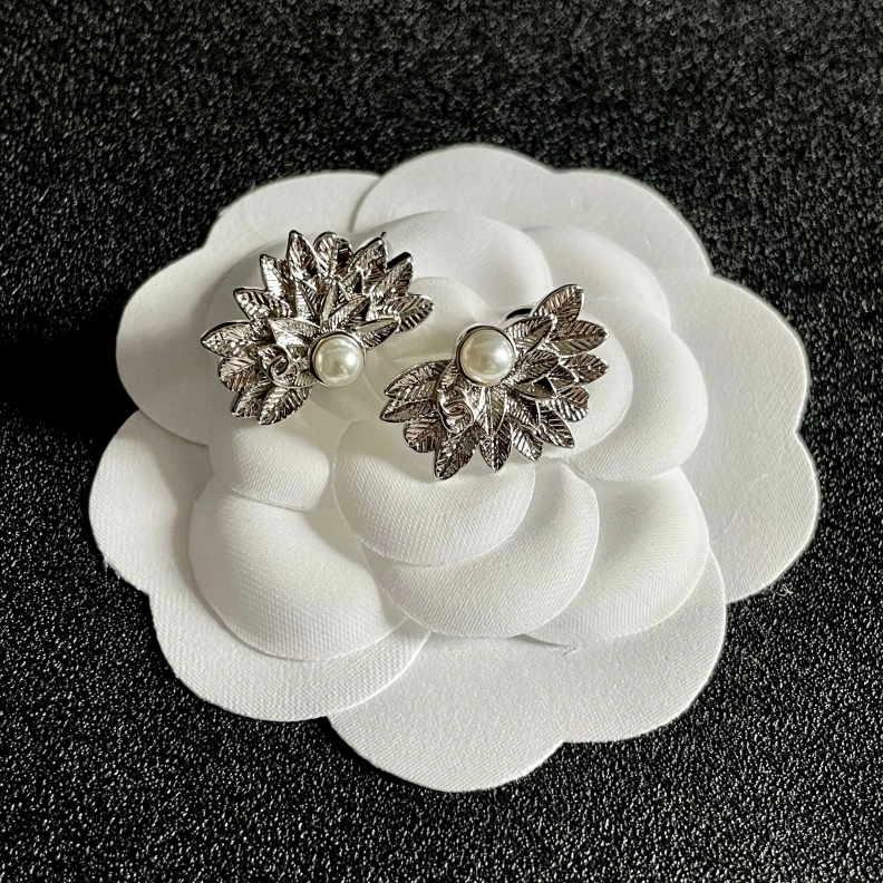 Chxnxl Earrings StreetReady 285741