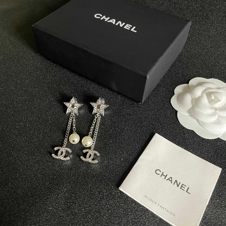 Chxnxl Earrings Sophisticated 285747