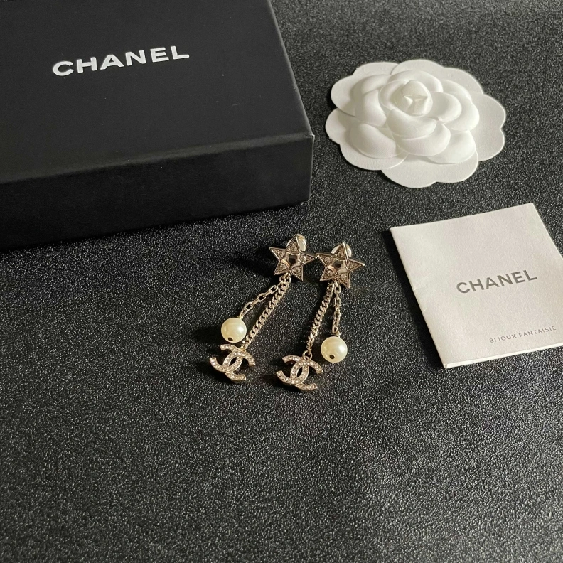 Vibrant Chxnxl Earrings 285754