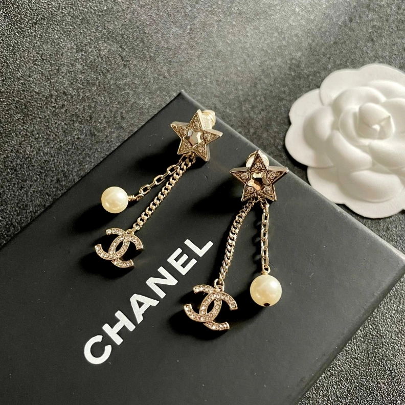 Vibrant Chxnxl Earrings 285754