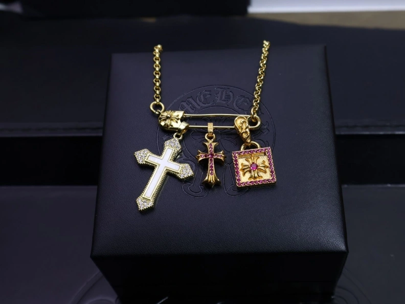 UrbanStyle Chrxmx Hxxrts Necklaces 296791