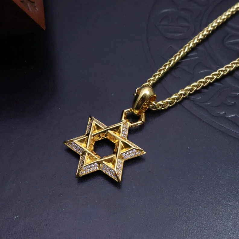 Sleek Chrxmx Hxxrts Necklaces 296782