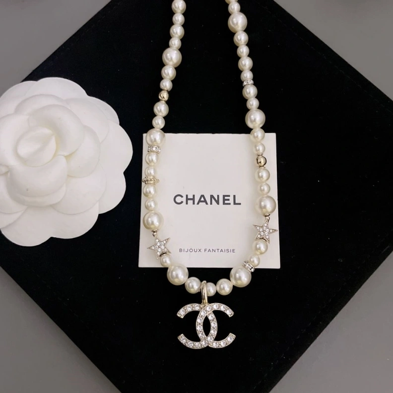 Comfortable Chxnxl Necklaces 285316