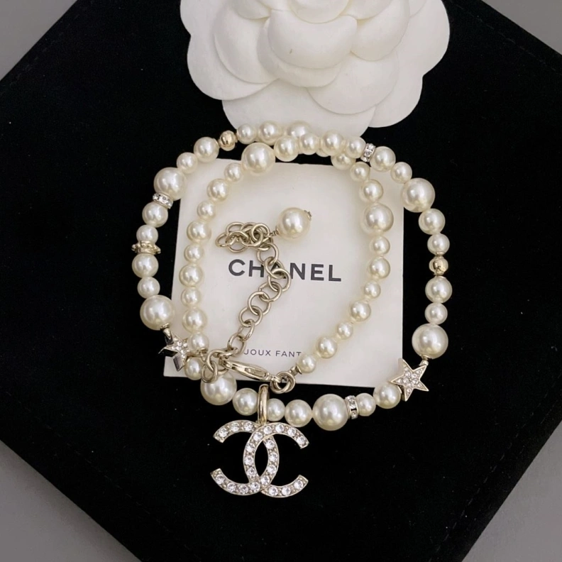 Comfortable Chxnxl Necklaces 285316